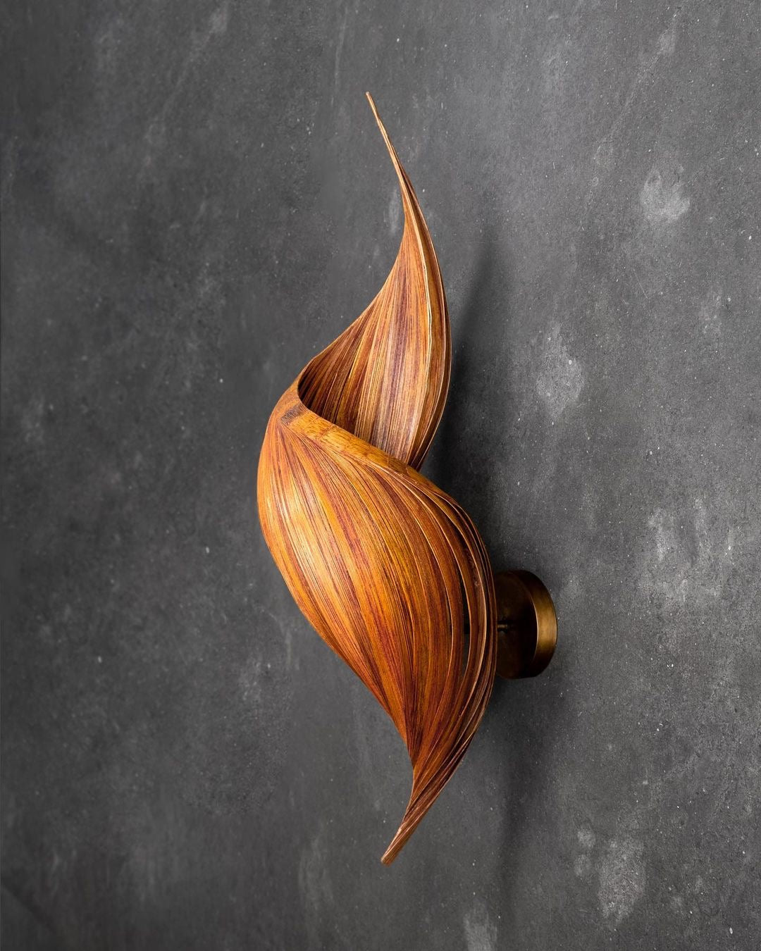 Bamboo swirl wall lamp